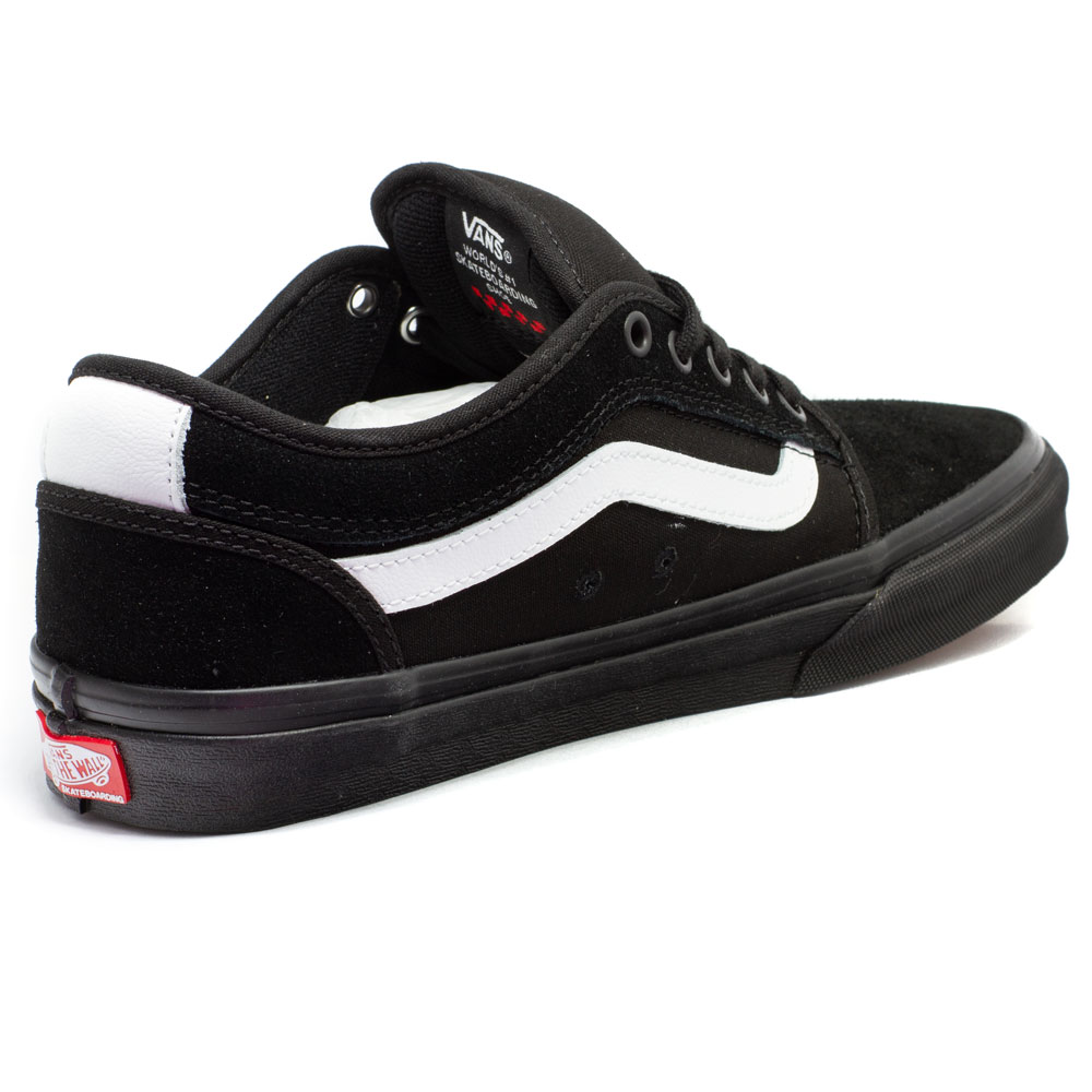 Tenis-Vans-17287-Chukka_Low_Sidestripe_Black_Black-Preto-02